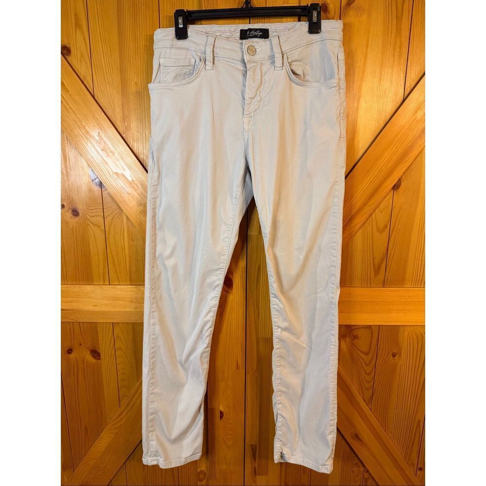 34 Heritage Courage Mid Rise Straight Leg Light Khaki Jeans Size 31/32 (6685)